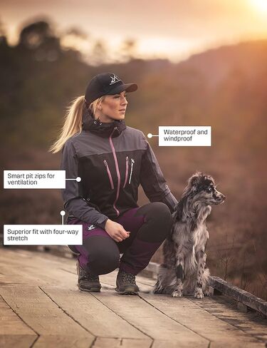 سترة Silence Proshell للسيدات من RevolutionRace، سترة ناعمة مقاومة للماء مع سحابات للتهوية in Kuwait