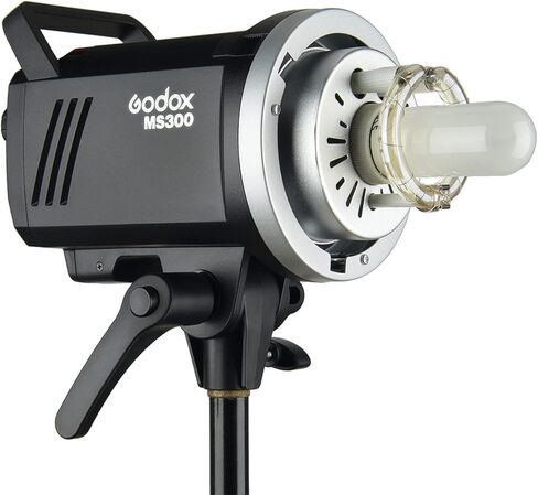 Godox MS300 Studio Strobe Kit، فلاش ستوديو 600 واط، GN58 5600K، نظام X لاسلكي مدمج Godox 2.4G، وقت إعادة التدوير 0.1～1.8S، حامل بوينز مع صندوق سوفت بوكس ​​لشبكة قرص العسل + حقيبة in Kuwait