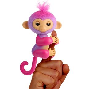 قرد صغير تفاعلي جديد من Fingerlings 2023 يتفاعل مع اللمس - أكثر من 70 صوتًا ورد فعل - تشارلي (أرجواني) in Kuwait