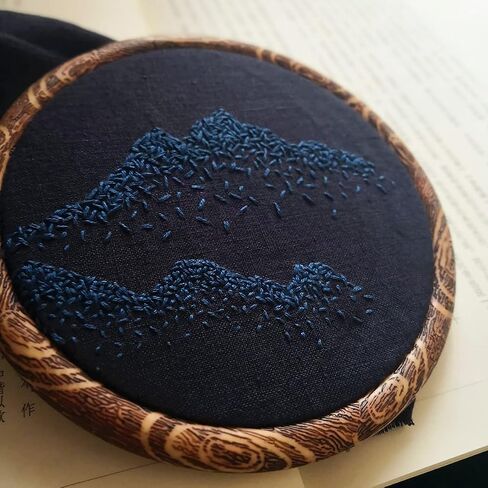 8 Pcs/Set Mini Embroidery Hoops 3 Inch Round Imitated Wood Plastic Display Frame Reusable Circle Cross Stitch Hoop Ring for Art Craft Sewing and Hanging Ornaments Home Decor in Kuwait