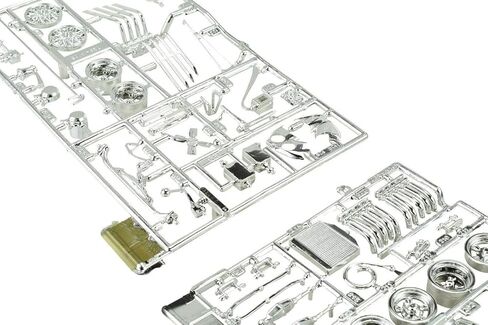 مجموعة سيارات بلاستيكية 1:25 من ايه ام تي/بريميوم هوبيز جريفيارد غول ديو CP8120 in Kuwait