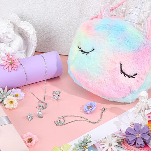 مجموعة شنط بتصميم يونيكورن للبنات الصغيرات من 5 قطع، مجموعة هدايا كروس للحفلات التنكرية وهدايا اعياد الميلاد والمجوهرات واللعب التظاهري واكسسوارات عيد الميلاد، للبنات، مقاس واحد، خليط معدني، قطيفة, in Kuwait