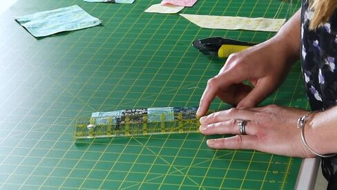 مسطرة أومنيجريد، 5.75 سم × 20.32 سم، شفافة in Kuwait