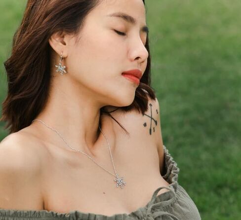 أقراط Belinda Jewelz النسائية 925 من الفضة الإسترلينية الصلبة المتدلية للشتاء in Kuwait