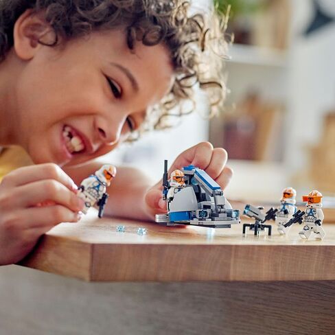 مجموعة ألعاب البناء من Lego Star Wars 332nd Ahsoka's Clone Trooper Battle Pack 75359 مع 4 شخصيات من حرب النجوم بما في ذلك Clone Captain Vaughn، لعبة Star Wars للأطفال من سن 6 إلى 8 سنوات أو أي من محبي Clone Wars in Saudi Arabia
