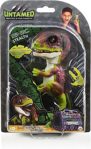 Untamed Raptor by Fingerlings - Stealth (Green) - Interactive Collectible Dinosaur - By WowWee in Saudi Arabia