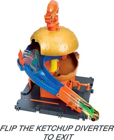 Hot Wheels Toy Car Track Set, City Burger Drive-Thru Playset & 1:64 Scale Car, Connects to Other Sets & Tracks in Saudi Arabia