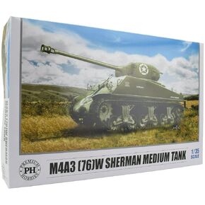 مجموعة دبابة من البلاستيك M4A3 (76) W Sherman Medium Tank 1:35 طراز 210V in Kuwait