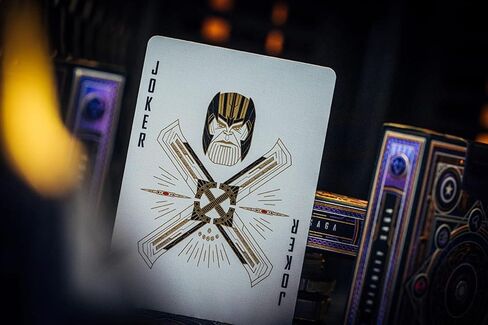 أوراق اللعب المميزة من Theory11 Avengers Green Edition - The Infinity Saga Deck من Marvel Studios in Kuwait