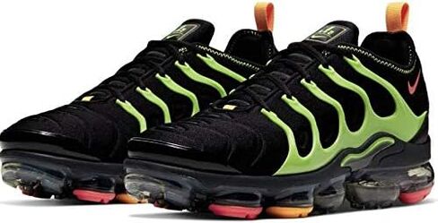 Nike Men's Sneaker Track & Field Shoes in Kuwait