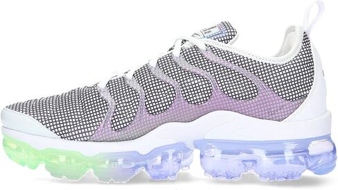 Nike Men's Sneaker Track & Field Shoes in Kuwait