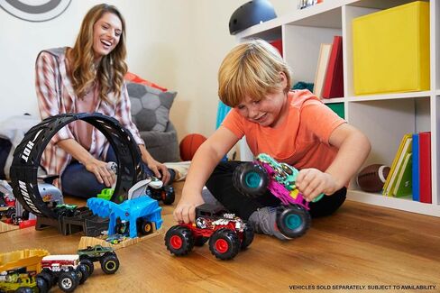 Hot Wheels Monster Trucks, Oversized Monster Truck Bone Shaker, 1:24 Scale Die-Cast Toy Truck with Giant Wheels and Cool Designs in Saudi Arabia