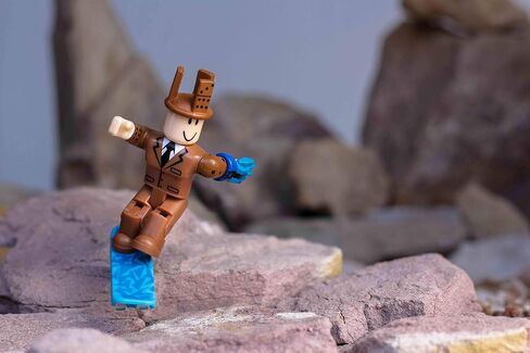 Roblox Action Collection - Legends of Roblox Six Figure Pack [Includes Exclusive Virtual Item] in Saudi Arabia