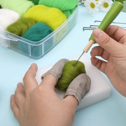 Zlulary Needle Felting Kit, Needle Felting Starter Kit, 8 Colors Wool Roving for Needle Felting, Fibre Wool Yarn Roving with Plastic Storage Box, Wool Felt Tools with Felting Needles (Dark) in Kuwait