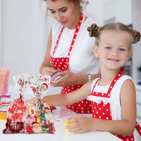 أكياس السيلوفان لعيد الميلاد من SUPERLELE 168 قطعة من أكياس حلوى عيد الميلاد مع 180 قطعة من ربطات العنق الملتوية و8 أنماط متنوعة من أكياس حلوى عيد الميلاد والزلاجات والقفازات الصوفية وأكياس الوجبات الخفيفة لمستلزمات حفلات عيد الميلاد in Kuwait