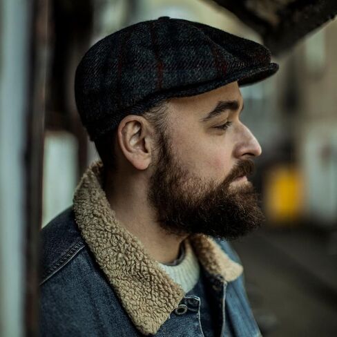Sterkowski Shelby Cap | 100% Harris Tweed Newsboy Cap for Men | 8 Panel Peaky Style Hat in Kuwait