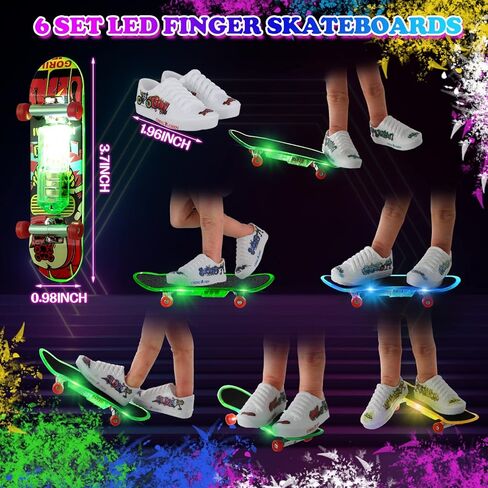 12 قطعة من الواح التزلج الصغيرة المضيئة للاصابع، مجموعة العاب احذية اصبع صغيرة، الواح تزلج صغيرة للاصابع لعيد الحب والمدرسة والفصول الدراسية وجوائز التبادل للطلاب والاطفال في عيد الميلاد in Kuwait