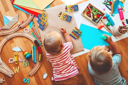 Bedwina Bulk Crayons - 720 Crayons! Case Of 120 6-Packs, Premium Color Crayons for Kids, Non-Toxic for Party Favors, Restaurants, Goody Bags, Stocking Stuffers in Saudi Arabia