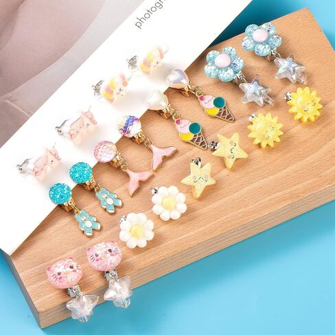 loremow 24 زوجًا من الأقراط المشبكية للأطفال للفتيات الصغيرات اللطيفة على شكل زهرة قوس قزح وحيوان وحيد القرن المتدلي للفتيات مجموعة أقراط غير مثقوبة للأطفال مجموعة مجوهرات لا تسبب الحساسية in Kuwait