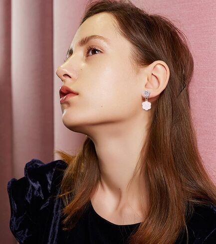 loremow 24 زوجًا من الأقراط المشبكية للأطفال للفتيات الصغيرات اللطيفة على شكل زهرة قوس قزح وحيوان وحيد القرن المتدلي للفتيات مجموعة أقراط غير مثقوبة للأطفال مجموعة مجوهرات لا تسبب الحساسية in Kuwait