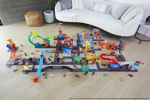 Hot Wheels City Toy Car Track Set Downtown Repair Station Playset with 1:64 Scale Vehicle, Working Lift & Launcher in Saudi Arabia