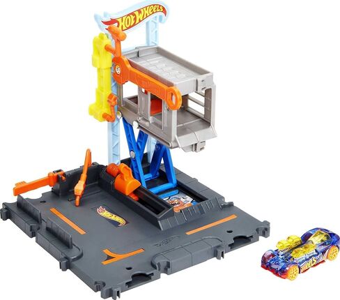 Hot Wheels City Toy Car Track Set Downtown Repair Station Playset with 1:64 Scale Vehicle, Working Lift & Launcher in Saudi Arabia
