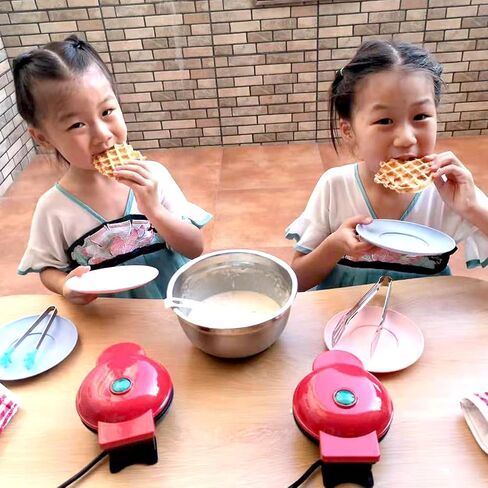 15 Pcs Kids Junior Tiny Play Kitchen Accessories - Mini Kitchen Real Cooking Baking Sets for Real Food Making - Easy Bake Oven Stove for Kids, Chef, Apron, Oven Mitt, Recipes - Gift for Boys Girls Age in Saudi Arabia