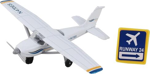 Daron Worldwide Trading Runway24 C172 No Runway Vehicle, Blue/White Large in Saudi Arabia