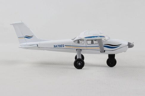 Daron Worldwide Trading Runway24 C172 No Runway Vehicle, Blue/White Large in Saudi Arabia