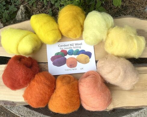 The Felt Box Needle Felting Wool Carded Batts Shade Pack 100 Grams 3.5 Oz -Black/White in Kuwait