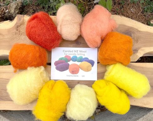 The Felt Box Needle Felting Wool Carded Batts Shade Pack 100 Grams 3.5 Oz -Black/White in Kuwait