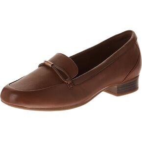 Clarks Women's Juliet Shine Loafer in Kuwait