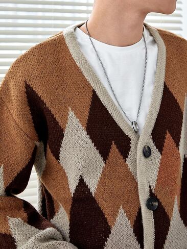 سترة SHENHE الرجالية بنمط Argyle ورقبة على شكل حرف V وأزرار لأعلى وأكتاف منسدلة بتصميم Geo in Kuwait