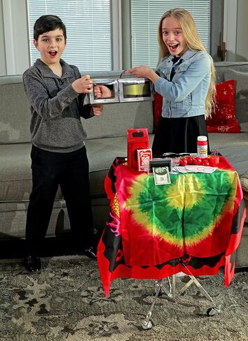 Fantasma Deluxe Grand Illusions Magic Set with 200+ Tricks to Learn (78EUD) – Great Value Magic Kit for Boys & Girls 7 Years and Older. in Kuwait