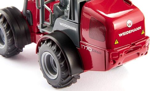 SIKU 3059، لودر Weidemann Hoftrac بأربع عجلات، 1:32، معدن/بلاستيك، أحمر، ذراع تحميل متحرك ومجرفة in Saudi Arabia