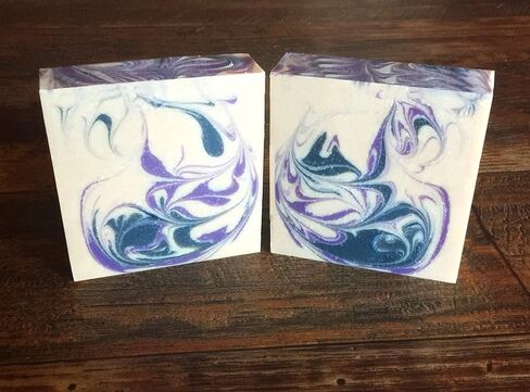 اداة دوامة الصابون - لوازم صنع الصابون للصابون المعالج على البارد، سلك تعليق قابل للتعديل، قابل للتخصيص والانحناء للقوالب حتى 18 انش تناسب كل من القوالب الخشبية والسيليكون، صنع في الولايات المتحدة in Kuwait