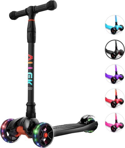 سكوتر Allek Kick B02، سكوتر Lean 'N Glide مع عجلات مضيئة واسعة جدًا من البولي يوريثان و4 ارتفاعات قابلة للتعديل للأطفال من سن 3 إلى 12 عامًا (أسود) in Kuwait
