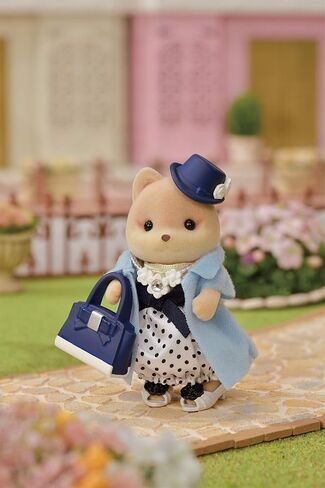 كاليكو كريترز مجموعة العاب عصرية، سلسلة تاون جيرل - قطة فارسية: تلبيس المخلوق الخاص بك بملابس أنيقة! in Kuwait