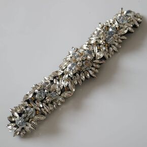 G-RUI فاخر الزجاج الأبيض حجر الراين بقع للملابس أنيقة DIY بها بنفسك مطرز خياطة على parches يزين لفستان الزفاف زنار الديكور in Kuwait