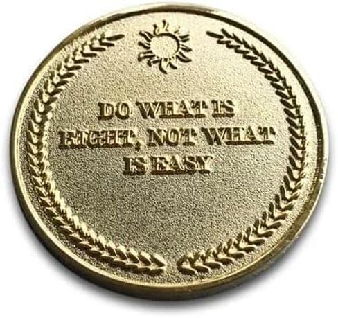 عملة سومموم بونوم من ستويك ستور يو كيه - معدن نحاسي مطلي بالرمل - عملة تذكيرية بلون ذهبي - رواقية/ميدالية in Kuwait