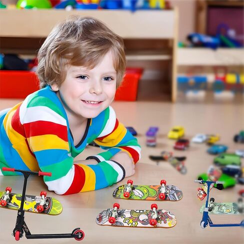 مجموعة ألعاب SHAOOU للأصابع، ألواح تزلج صغيرة احترافية للأطفال، تتضمن سكوتر الإصبع، وعجلات لوحة الأصابع، وألعاب لوح التزلج اليدوية (14) in Kuwait