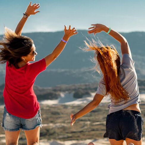 مجموعة سلسلة سوار الصداقة، مجموعة خيط تطريز 50 لونًا لمجموعات صنع أساور الصداقة، مجموعة أدوات خيط الغرز المتقاطعة لتطريز سوار الصداقة، مع صندوق تخزين in Kuwait