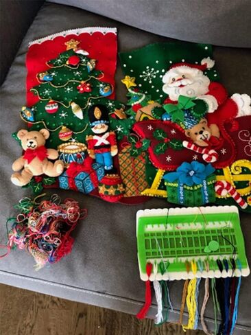 منظم خيط تنظيف الأسنان عبر الغرز، عدة خيط تطريز، بطاقة مشروع 30 موضعًا، حامل دبابيس إبرة الخياطة، ملحقات الأدوات اليدوية - وردي in Kuwait