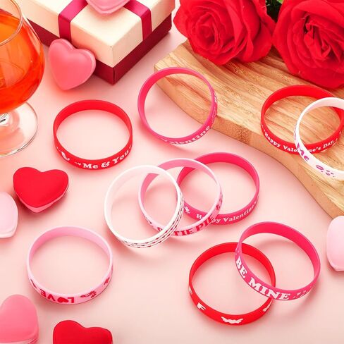 Hiboom 100 Pieces Christmas Silicone Bracelets Bulk Christmas party favors Rubber Wristbands for Kids Adults Holiday Party Decoration Supplies Stocking Stuffers, 10 Styles in Saudi Arabia