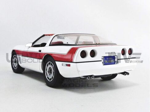 Greenlight 13532 1: 18 The A-Team (1983-87 TV Series) - 1984 Chevrolet Corvette C4 - New Tooling Parts, Multicolor in Saudi Arabia