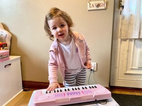 37 مفتاح لعبة البيانو للأطفال، ألعاب البيانو لوحة المفاتيح لعمر 3 4 5 6 سنوات، ألعاب موسيقية للوحة مفاتيح البيانو الإلكترونية للأطفال بعمر 3 سنوات فما فوق (أسود) in Kuwait