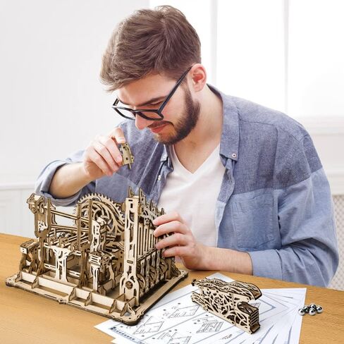 OWNONE 1 خشبية ثلاثية الأبعاد لغز ساعة نموذج عدة للبالغين، ساعة مكتب DIY، الألغاز الخشبية الداكنة ثلاثية الأبعاد، هدايا الحرف اليدوية للأطفال الأطفال in Kuwait