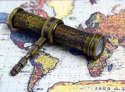 منظار نحاسي عتيق منحوت يدويًا من انتيكليشيوس مع مقبض نحاسي بمظهر عتيق مصنوع يدويًا لجميع الاعمار in Kuwait