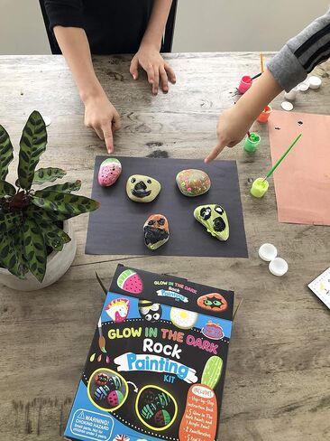 Build Your Own Glow-in-The Dark Solar System in Kuwait