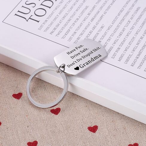 Ukodnus Funny Reminder Keychain for Teen Drive Safe Keyring Drivers License Gifts for Son Daughter New Driver Gift in Kuwait